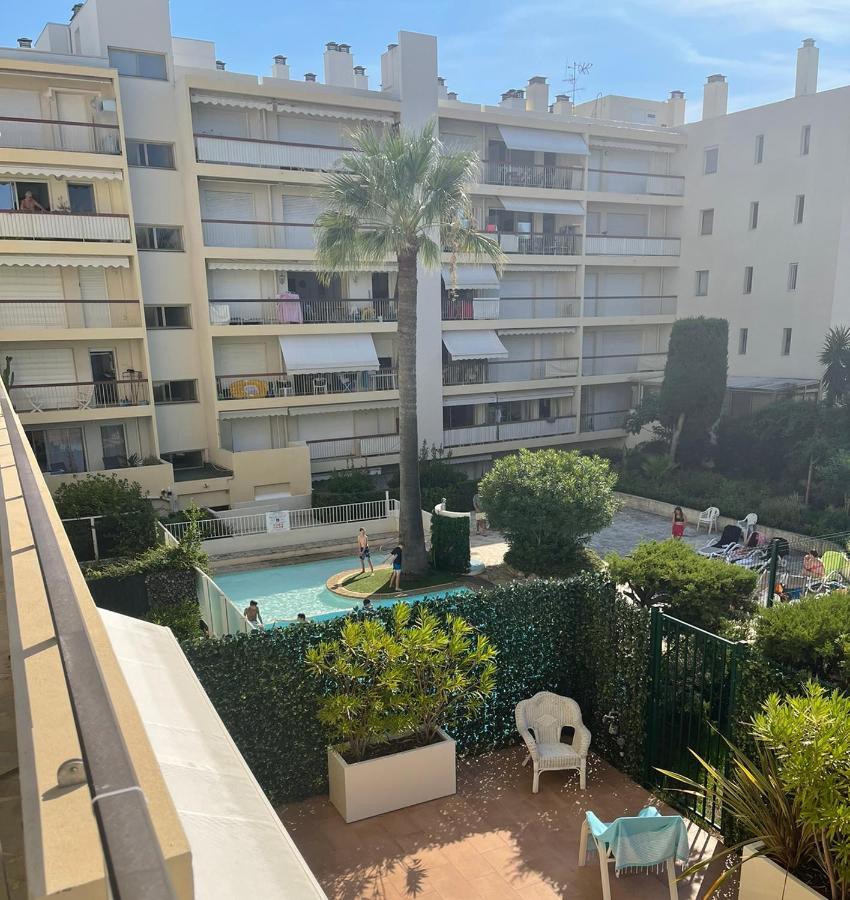 Cozy Studio On The Beach Antibes Esterno foto