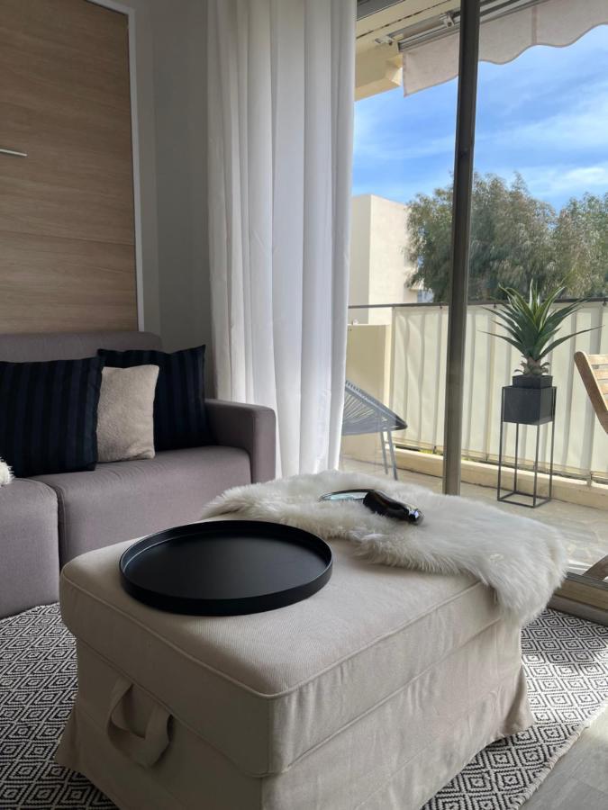 Cozy Studio On The Beach Antibes Esterno foto