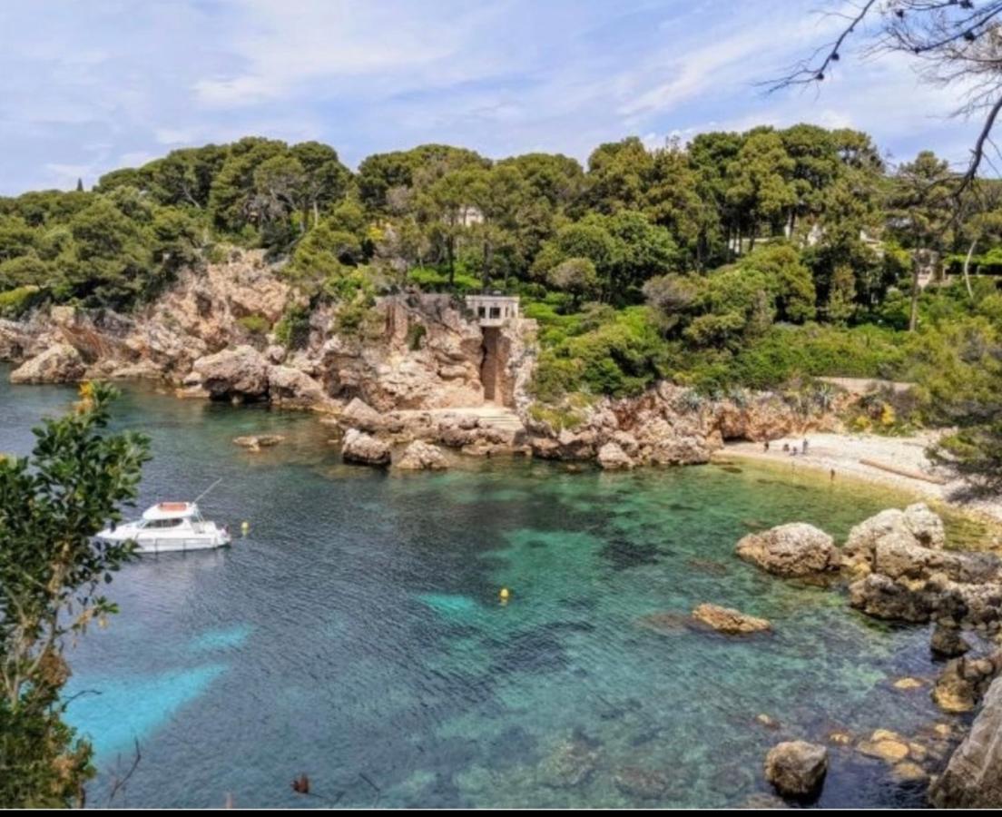 Cozy Studio On The Beach Antibes Esterno foto